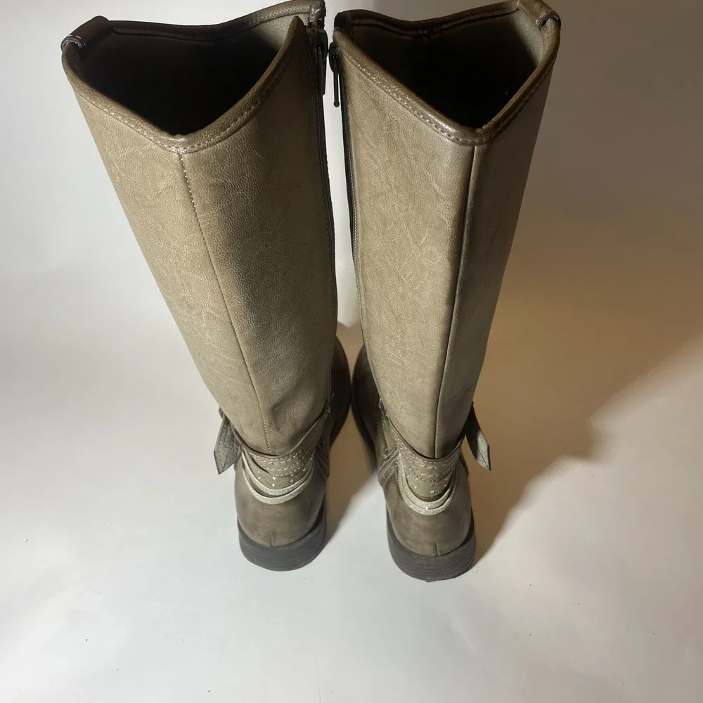 Kohls Girls Sz 2  Tan High Zip Up Boots